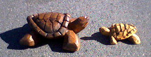 2010-07-27-Turtle-Chainsaw-Carved-Turtles-1.jpg